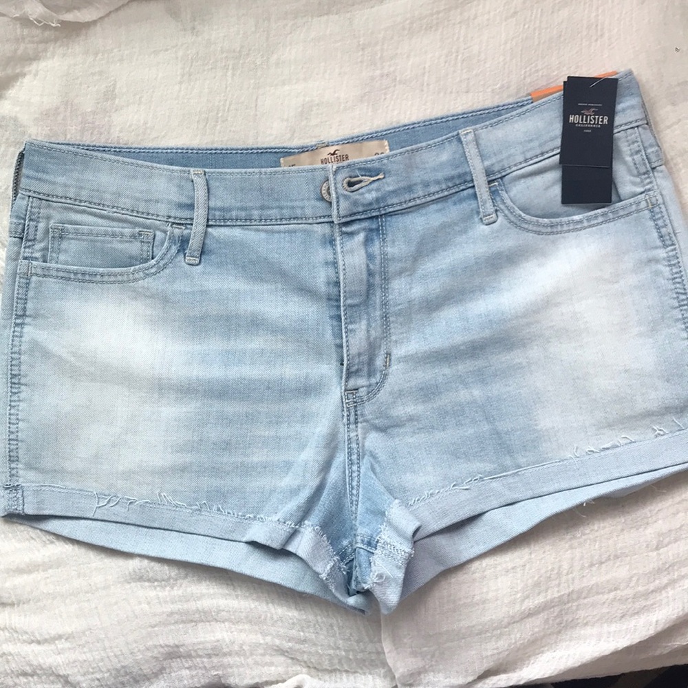 Hollister High Rise Denim Short-Shorts